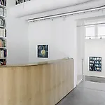 Frank Brunner: Installation view, 2016