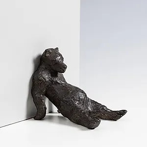 Petter Heps�: Warden, 2023, 14 x 16x7 cm