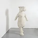 Petter Heps�: Walking fugure II, 2013, 241 x 88 cm
