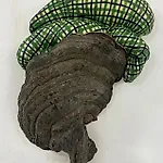Astrid Nondal: Juxtapoint, Chequered Green, 2024, 26 x 25x14 cm